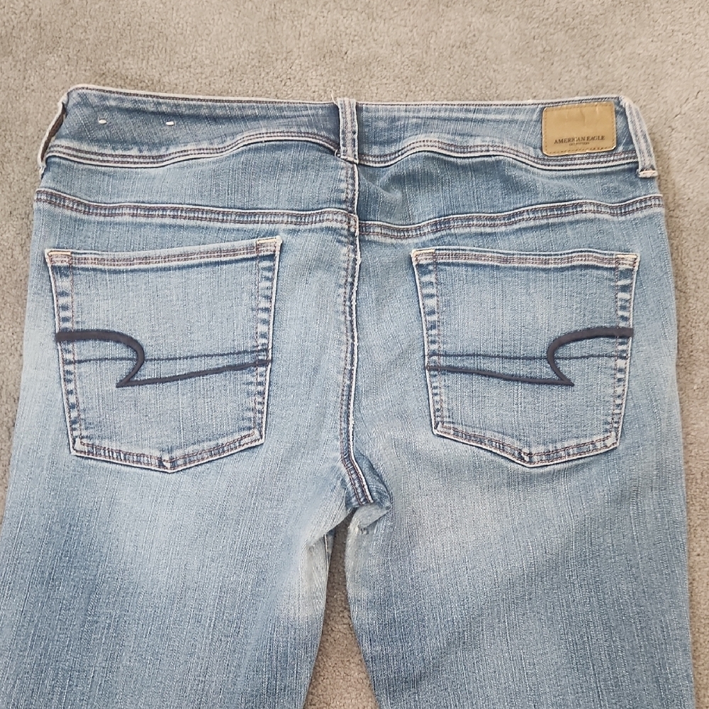 American Eagle Outfitters Light Blue Flare Jeans - Picture 2 of 6